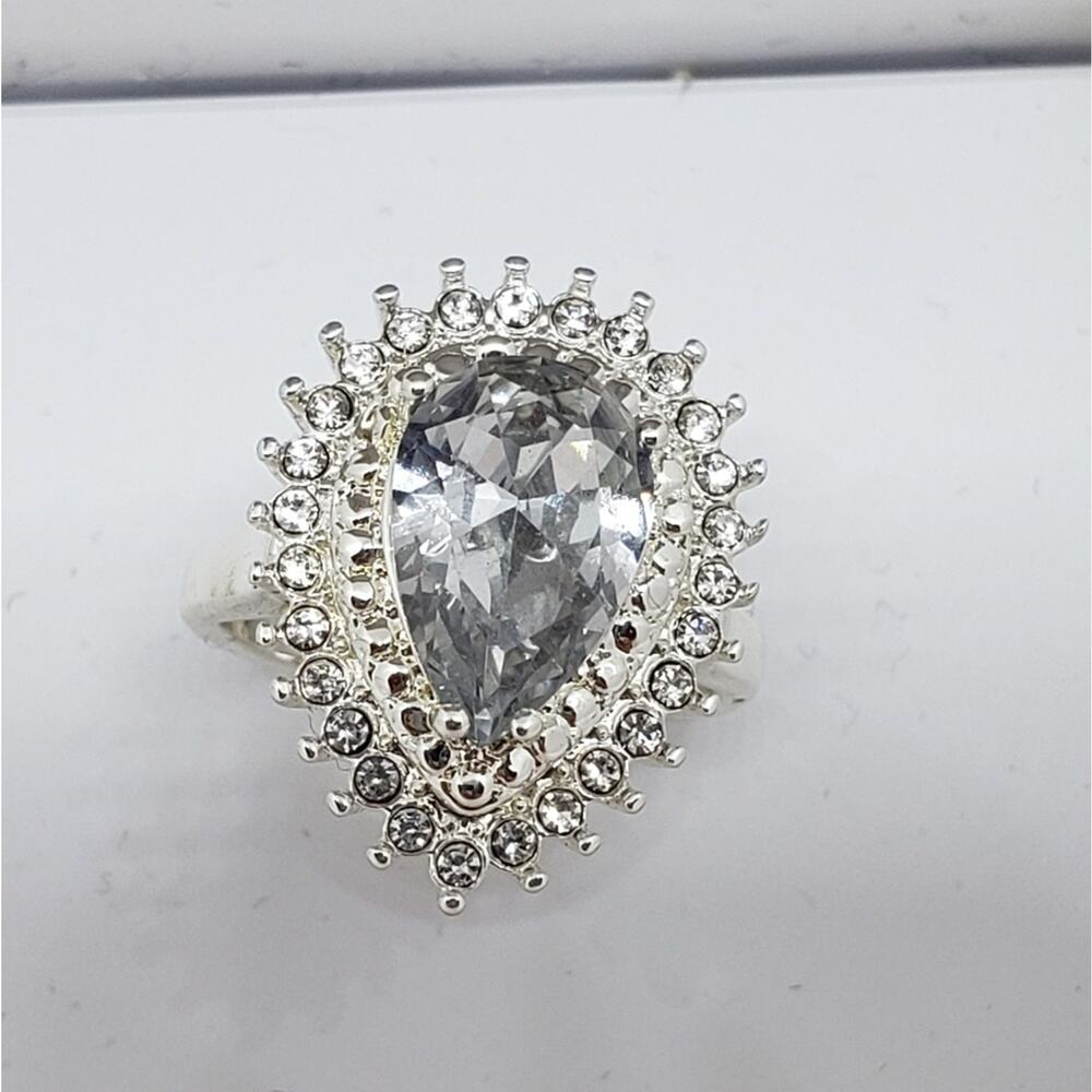 Charter Club Cubic Zirconia Silver Toned Pear Shaped Ring SIZE 9